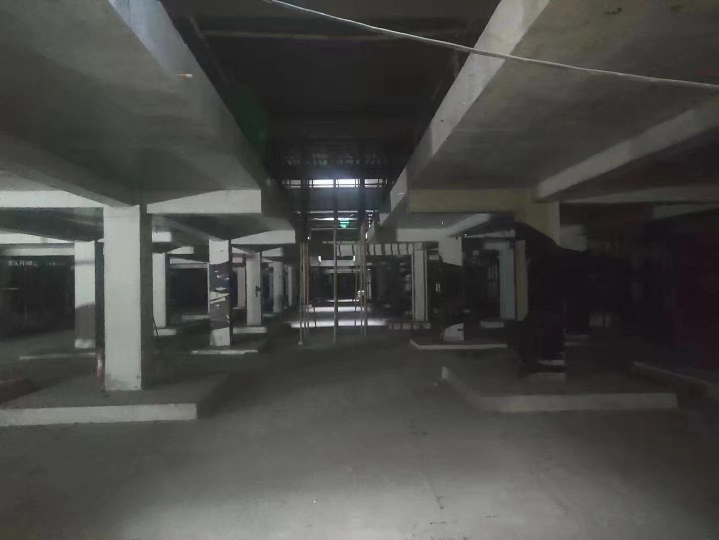 贵港山东又一个上海博普LOFT车库拔地而起